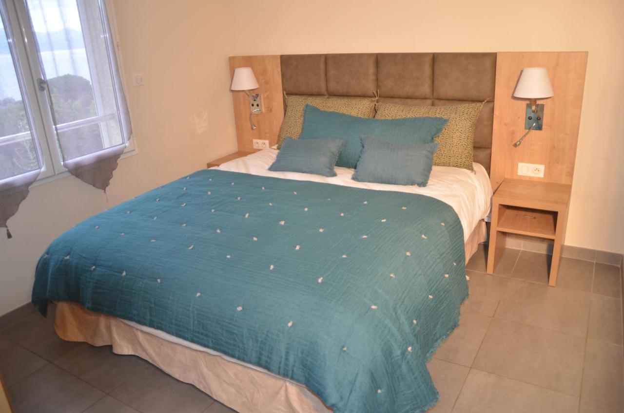 Residence Giovanello Porto Pollo Kültér fotó