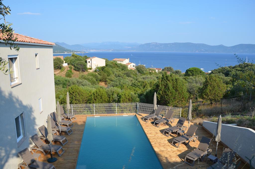 Residence Giovanello Porto Pollo Kültér fotó